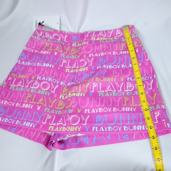 ๐
ฝ๐
ด๐ ๐ฅ๐๐ฅ๐ ๐๐๐๐๐๐๐ pink skort with Playboy bunny all-over print, M - Picture 13 of 17